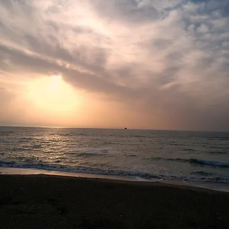 With Panoramic Sea View אודסה